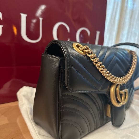 Gucci Black and Gold Marmont Medium Shoulder Bag Brand New - Picture 10 of 12
